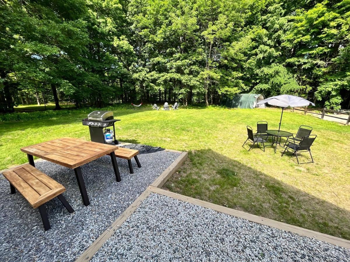 Ski Chalet W-Hot Tub, Only 3 Min To Sunday River Ski Lifts! Bethel Luaran gambar
